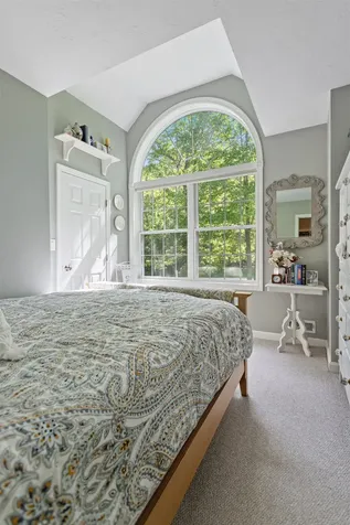 9 Deerhaven Drive Exeter NH 03833