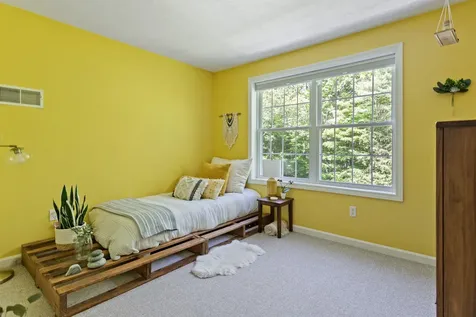9 Deerhaven Drive Exeter NH 03833