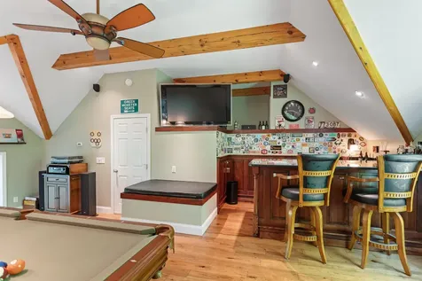 9 Deerhaven Drive Exeter NH 03833