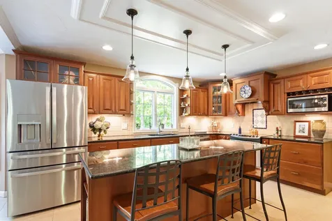 9 Deerhaven Drive Exeter NH 03833