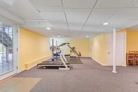 9 Deerhaven Drive Exeter NH 03833