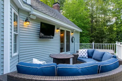 9 Deerhaven Drive Exeter NH 03833