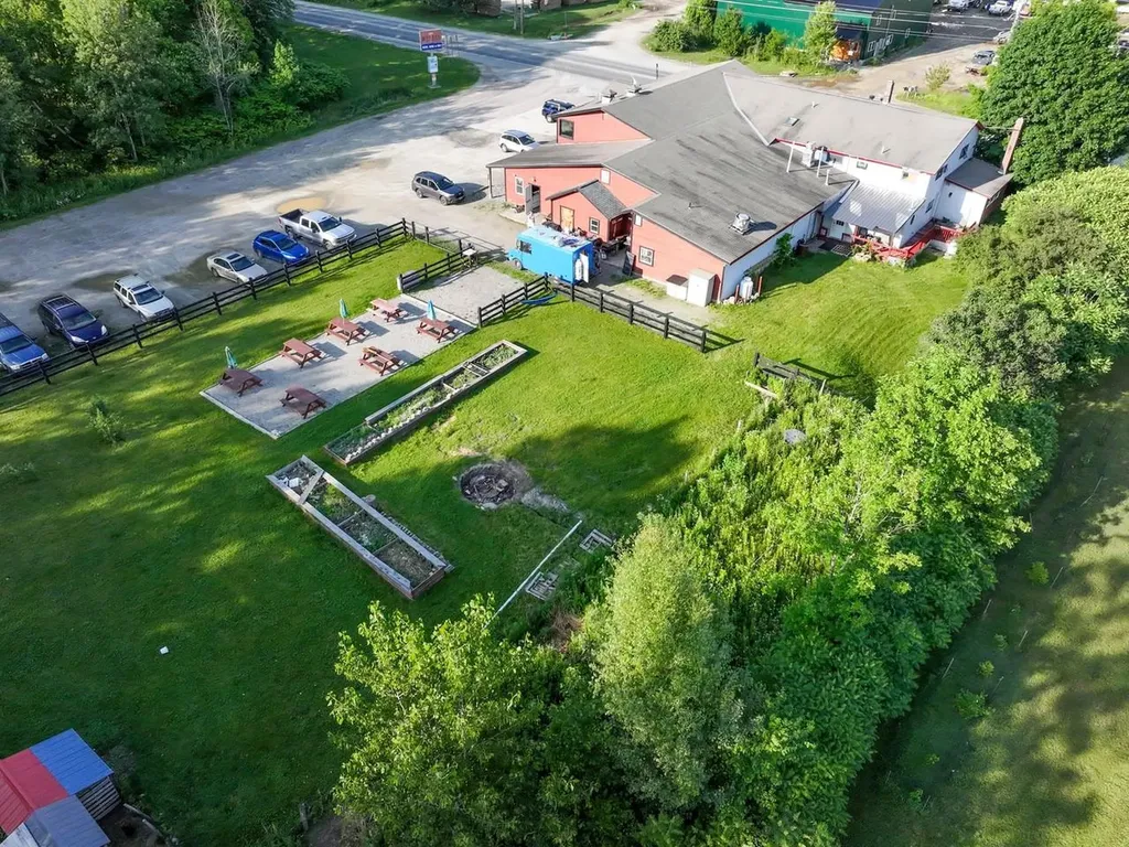 14312 Route 116 Hinesburg VT 05461