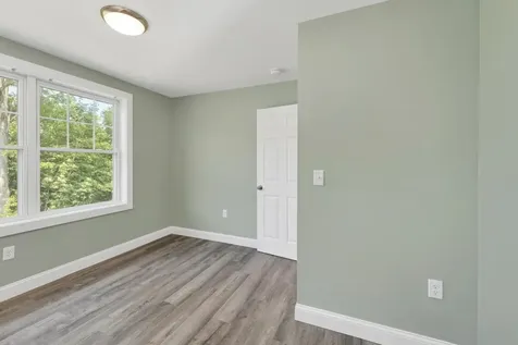 53 Richards Way Farmington NH 03835