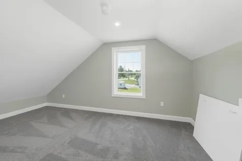 53 Richards Way Farmington NH 03835