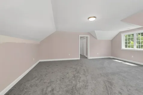 53 Richards Way Farmington NH 03835