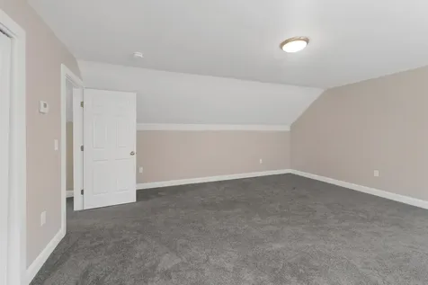 53 Richards Way Farmington NH 03835
