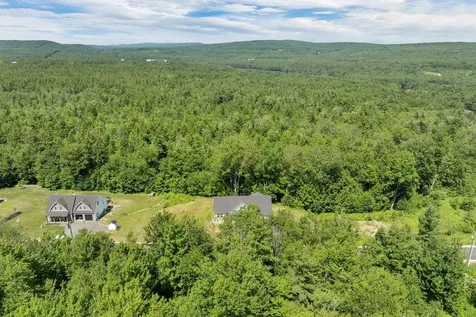 53 Richards Way Farmington NH 03835