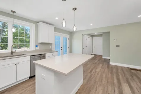 53 Richards Way Farmington NH 03835