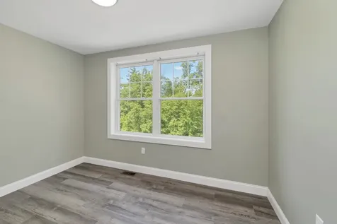 53 Richards Way Farmington NH 03835