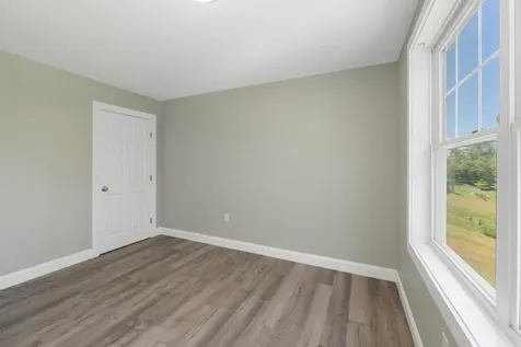53 Richards Way Farmington NH 03835
