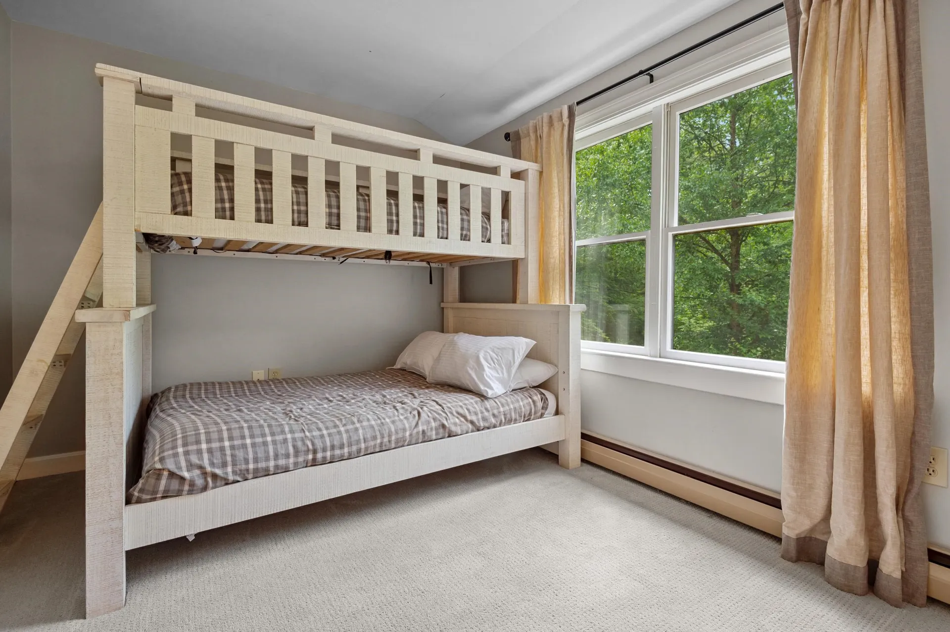 104 Rolling Ridge Road Bartlett NH 03812