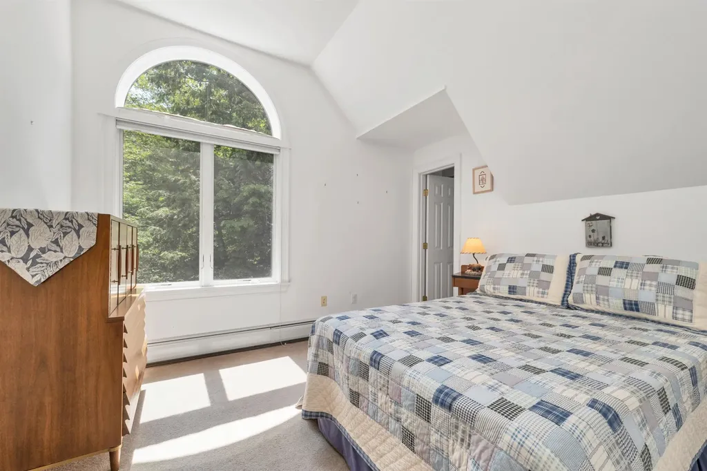 58 Kearsarge Road New London NH 03257