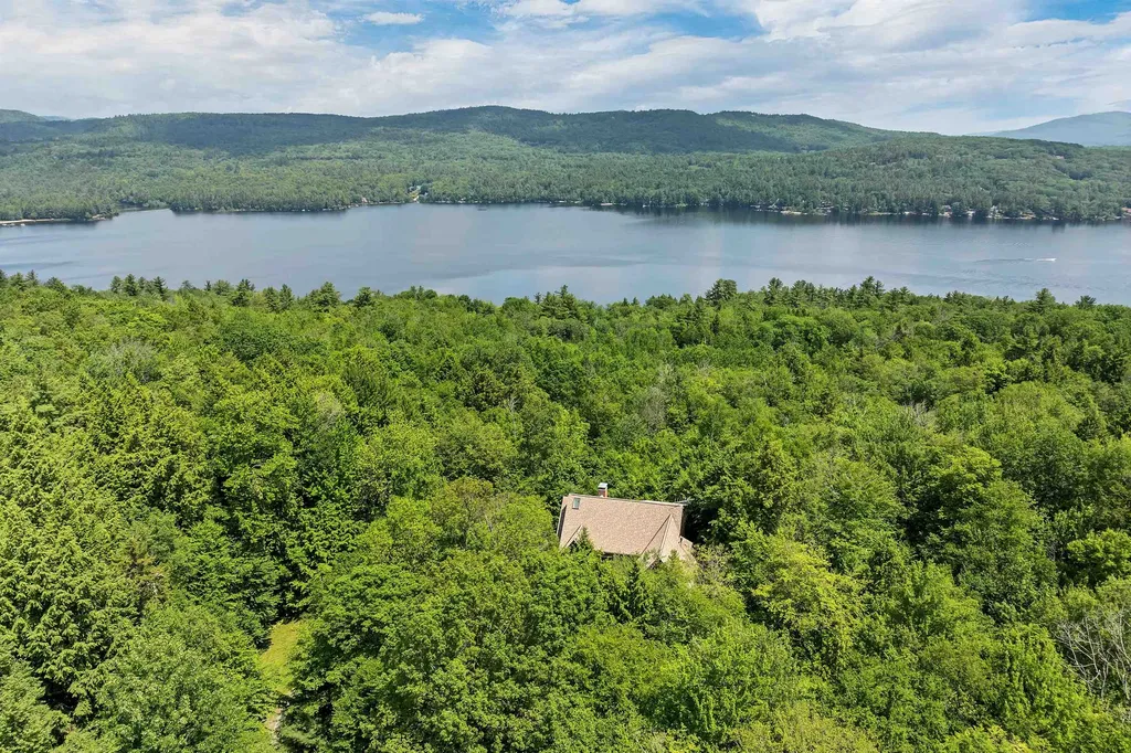 58 Kearsarge Road New London NH 03257