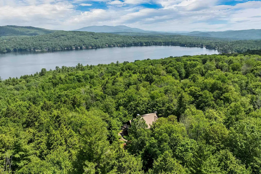 58 Kearsarge Road New London NH 03257