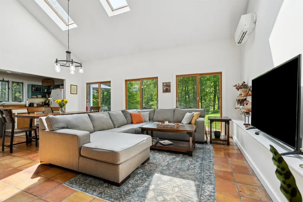 65 Bergland Lane West Windsor VT 05037