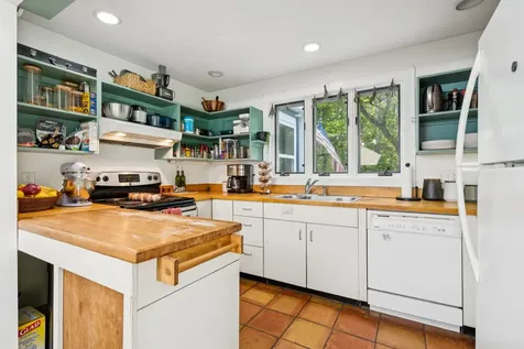 65 Bergland Lane West Windsor VT 05037