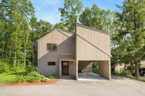 111 Coburn Avenue Nashua NH 03063