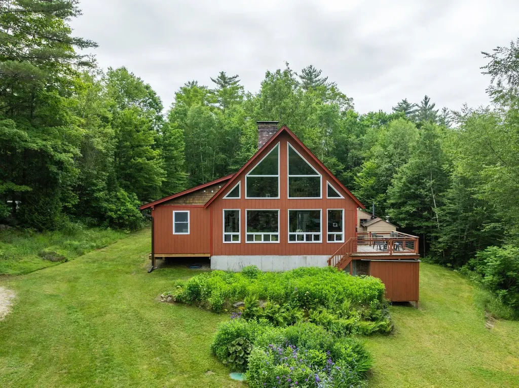 41 Bald Mountain Road Rumney NH 03266