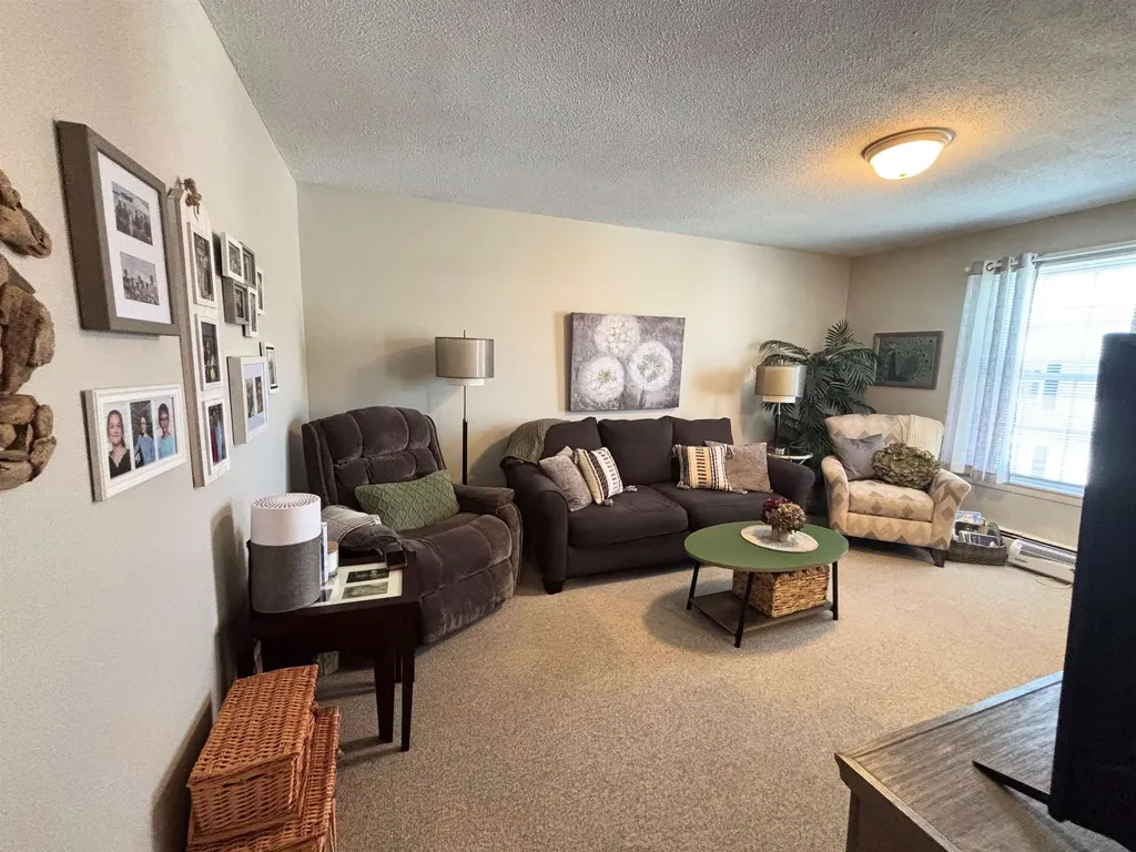 87 Winnacunnet Road Hampton NH 03842