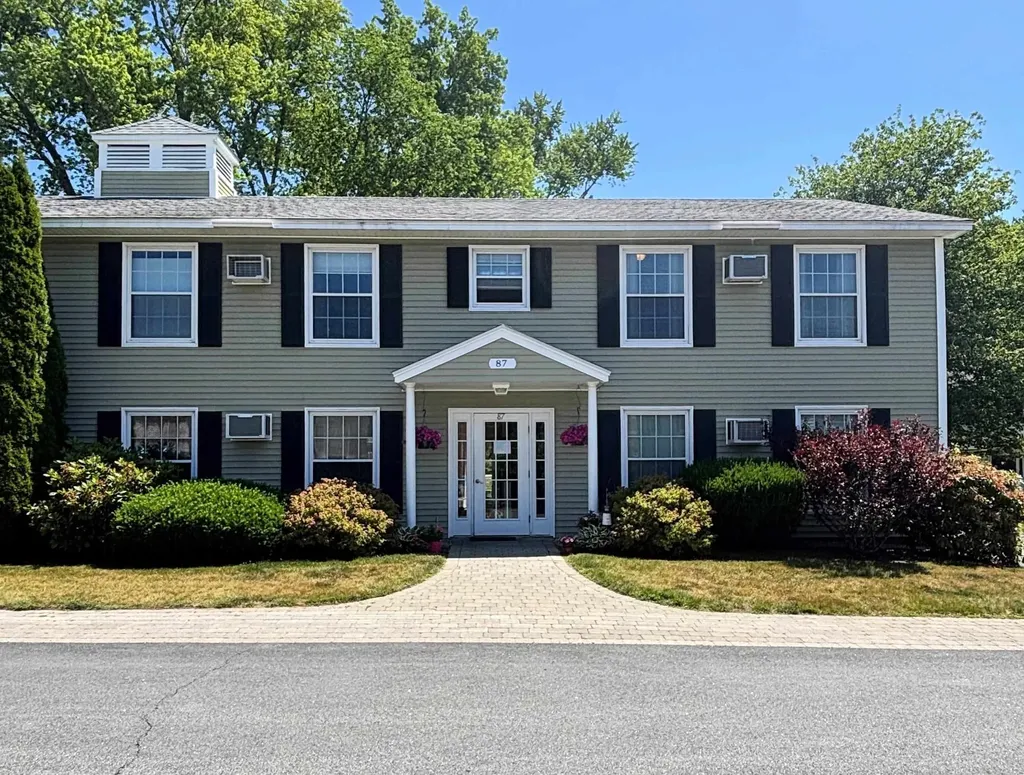 87 Winnacunnet Road Hampton NH 03842