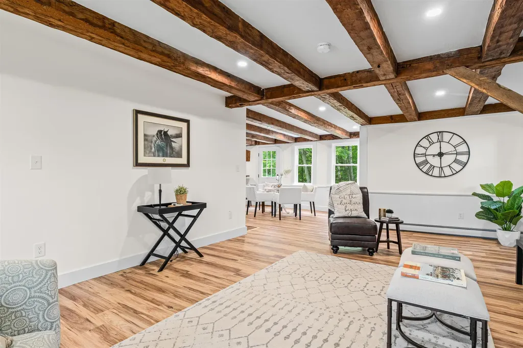 71 Plummer Hill Road Belmont NH 03220