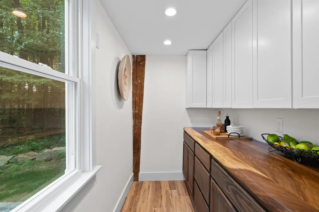 71 Plummer Hill Road Belmont NH 03220