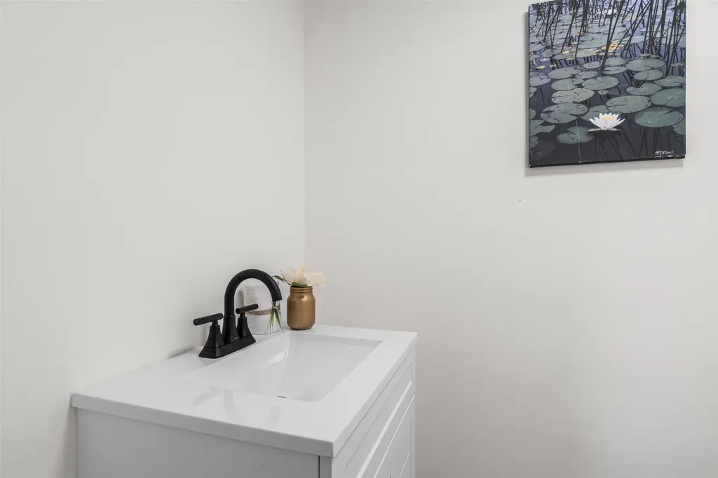 71 Plummer Hill Road Belmont NH 03220