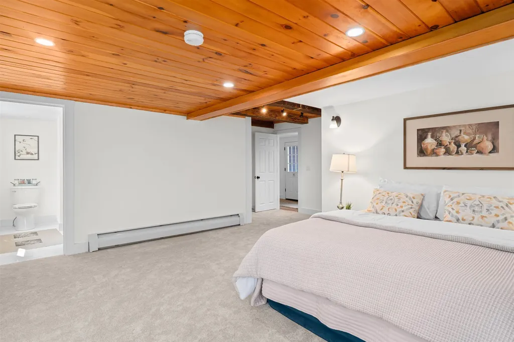 71 Plummer Hill Road Belmont NH 03220