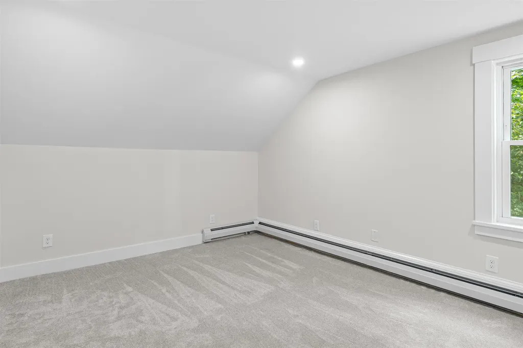 71 Plummer Hill Road Belmont NH 03220