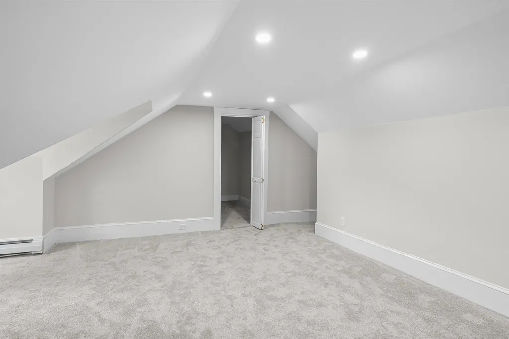 71 Plummer Hill Road Belmont NH 03220