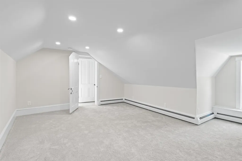 71 Plummer Hill Road Belmont NH 03220