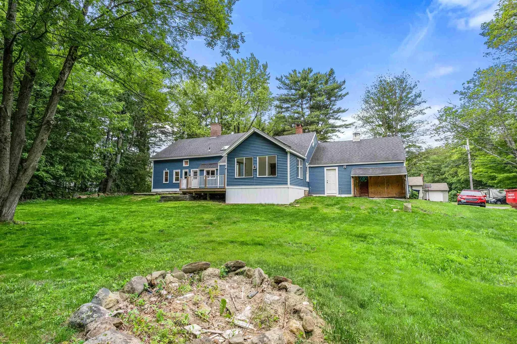 71 Plummer Hill Road Belmont NH 03220