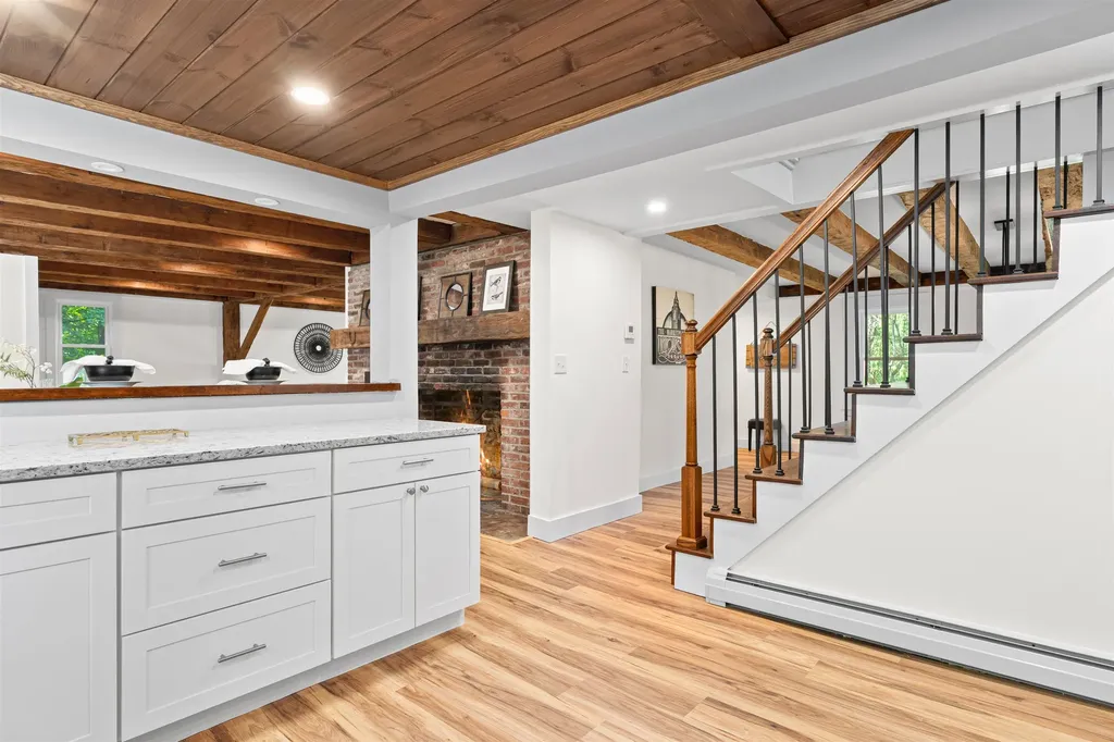 71 Plummer Hill Road Belmont NH 03220