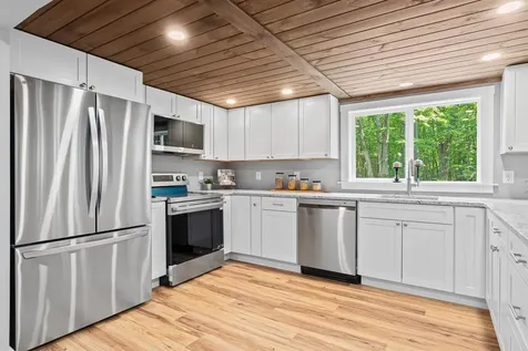 71 Plummer Hill Road Belmont NH 03220