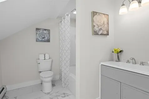 71 Plummer Hill Road Belmont NH 03220