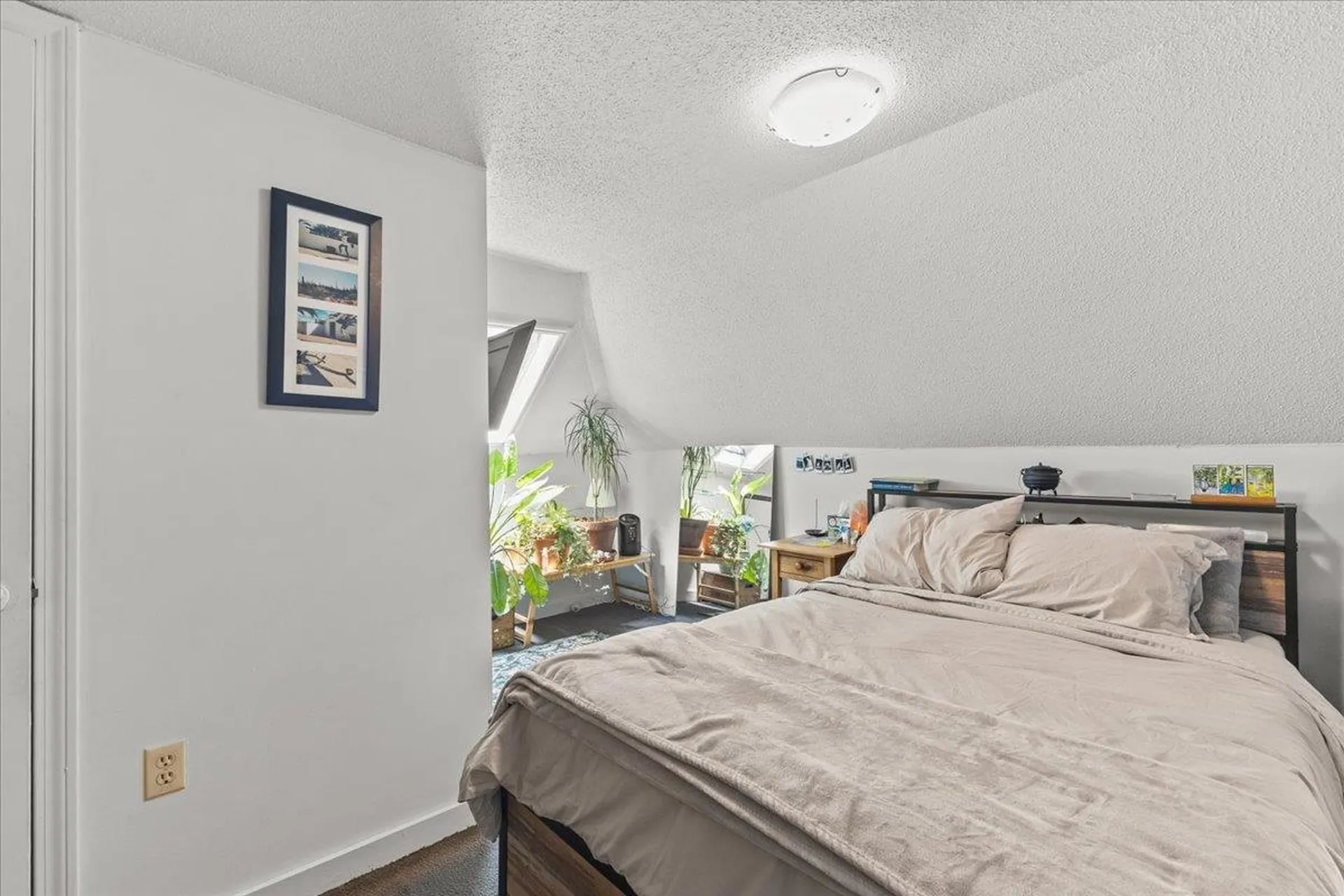 211-213 Saint Paul Street Burlington VT 05401