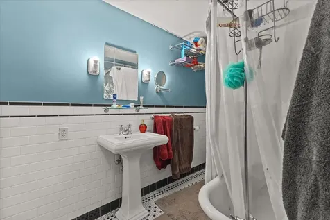 211-213 Saint Paul Street Burlington VT 05401