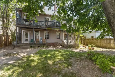 211-213 Saint Paul Street Burlington VT 05401