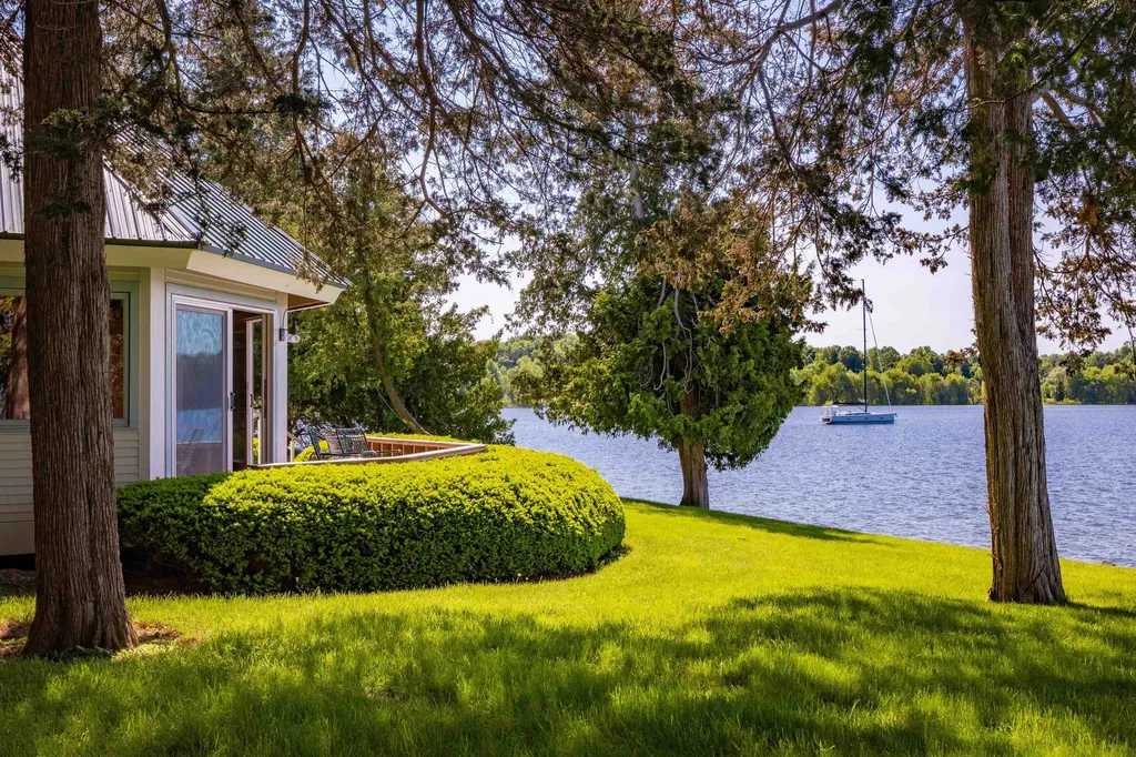 1028 Converse Bay Road Charlotte VT 05445-0000