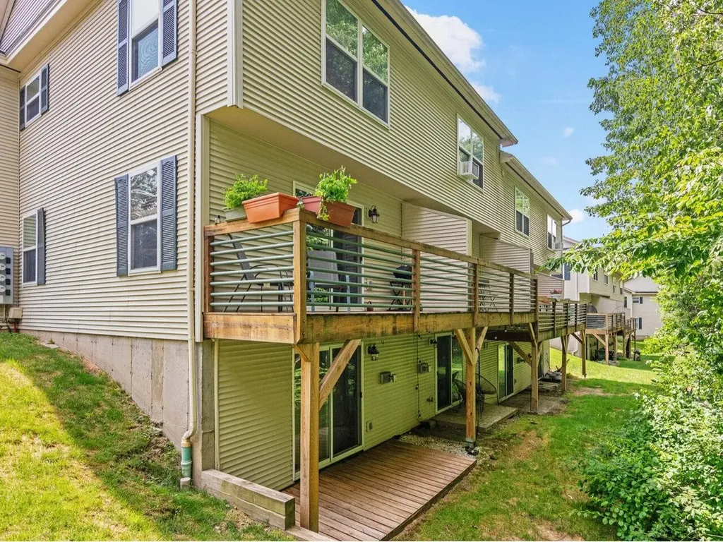 183 Juniper Drive South Burlington VT 05403