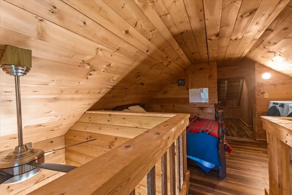 431 Sharkeyville Road Bolton VT 05676