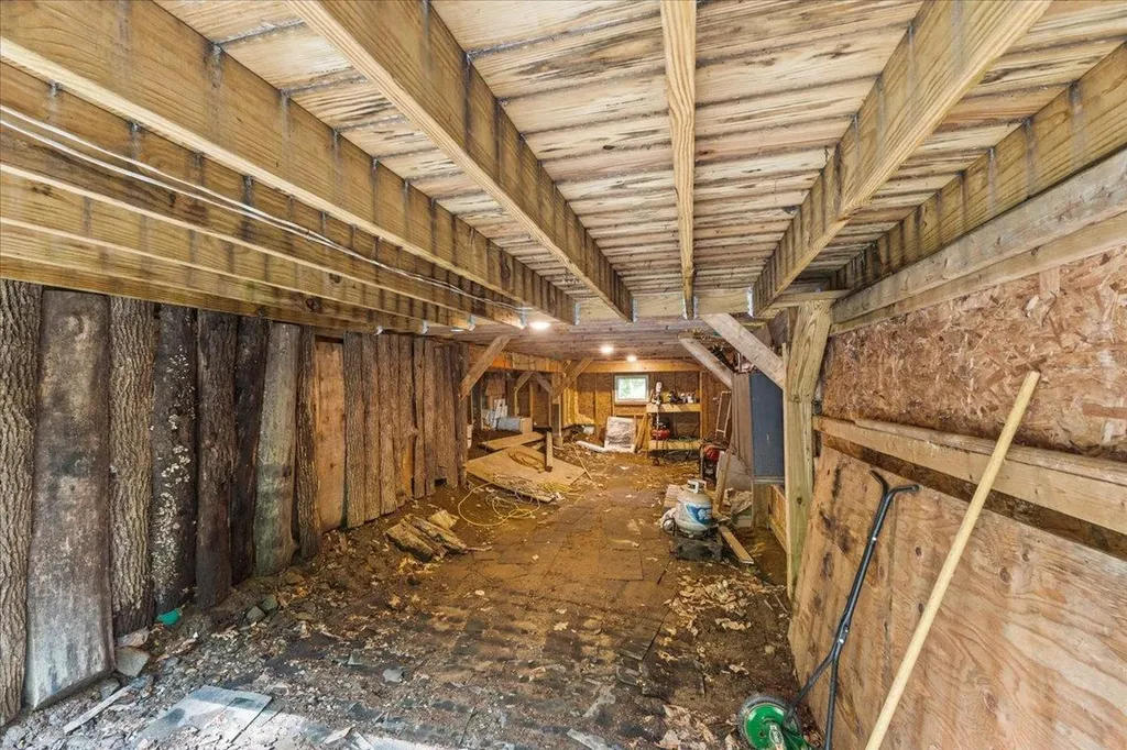 431 Sharkeyville Road Bolton VT 05676