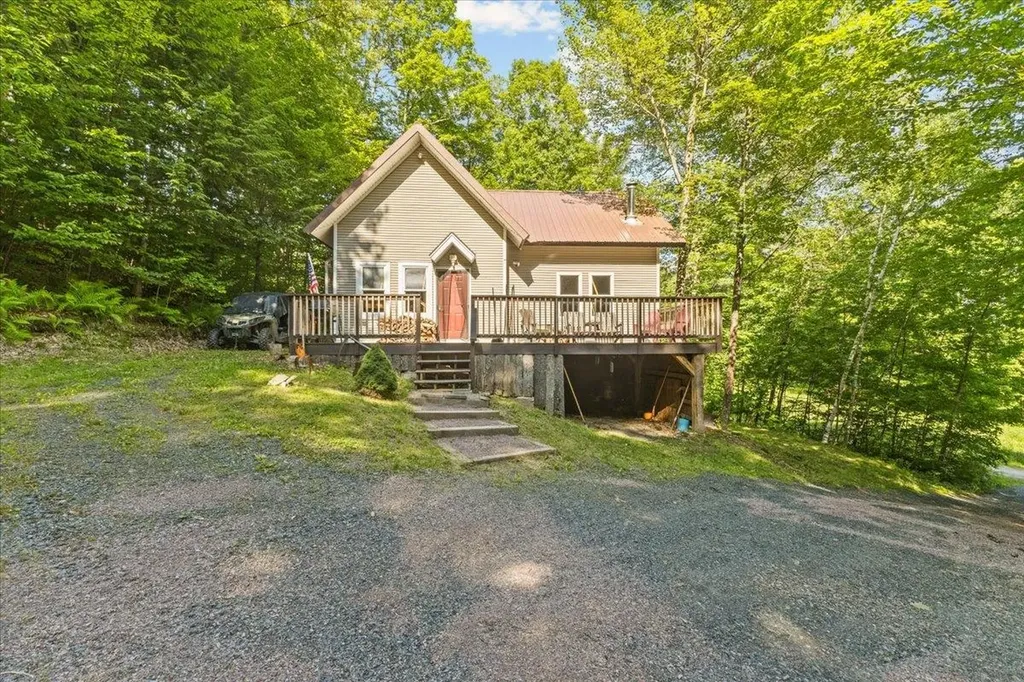 431 Sharkeyville Road Bolton VT 05676