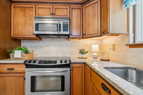 5 Cowin Road Merrimack NH 03054