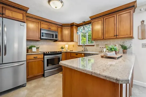 5 Cowin Road Merrimack NH 03054