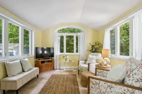 5 Cowin Road Merrimack NH 03054