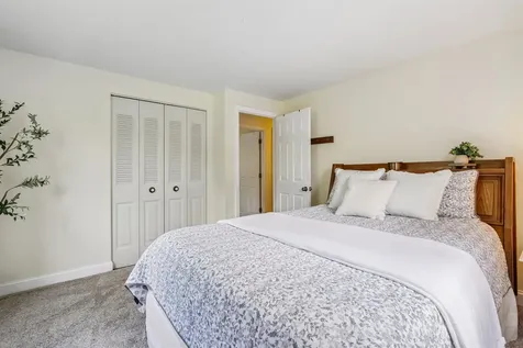 5 Cowin Road Merrimack NH 03054