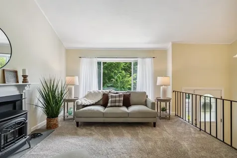 5 Cowin Road Merrimack NH 03054