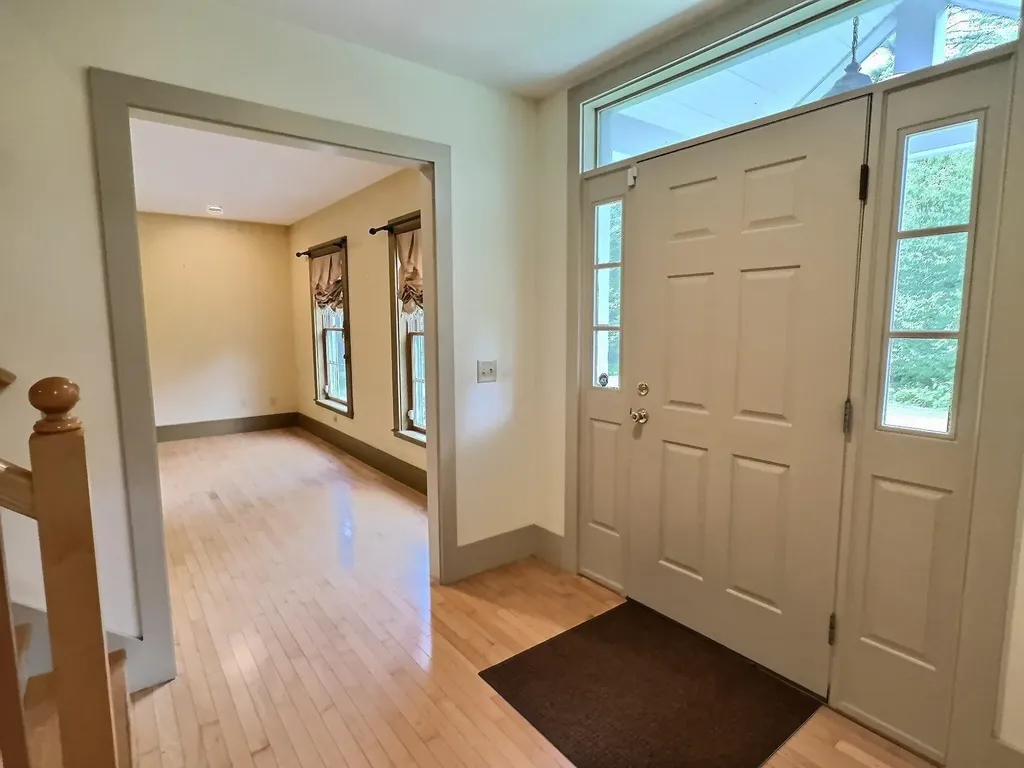 987 Dunbar Hill Road Grantham NH 03753